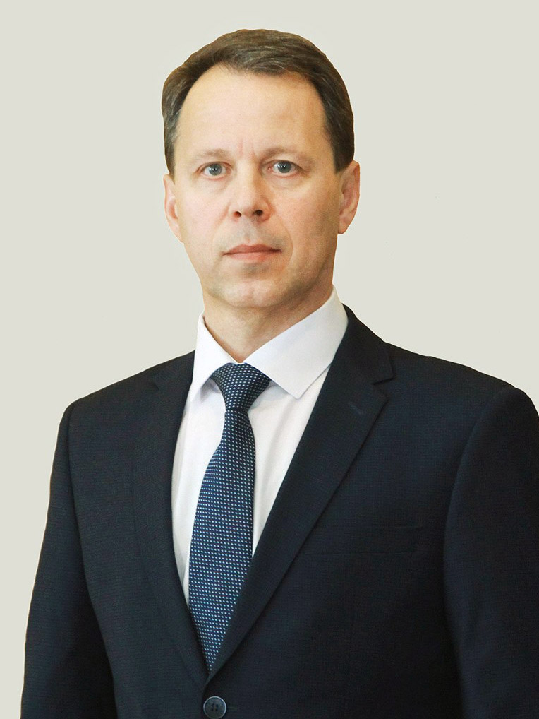 <a href="/about/management/portnov-vb/"><strong>Владислав Борисович Портнов</strong><br />Генеральный директор</a>
<br />
Профессиональный опыт работы в отрасли с 1996 года