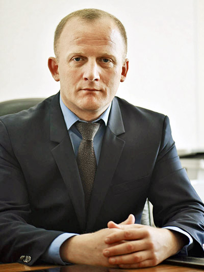 <strong>Роман Алексеевич Шуточкин</strong><br />
Заместитель генерального директора по экономике и&nbsp;финансам.<br />
Профессиональный опыт работы в&nbsp;отрасли с&nbsp;2000 года